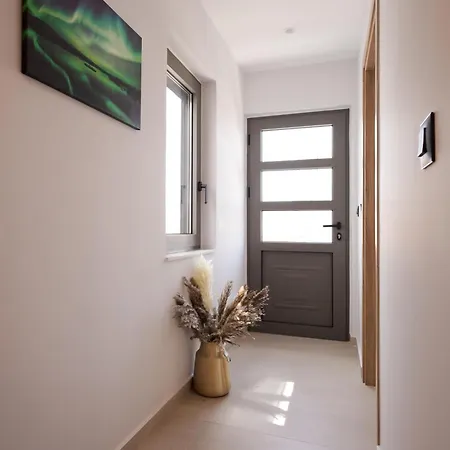 Emerald Maison 2 Min To * חאניה