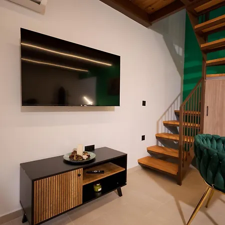Emerald Maison 2 Min To חאניה